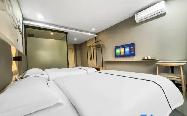 Senlan Light Luxury Hotel (Jiarong Shopping Plaza)