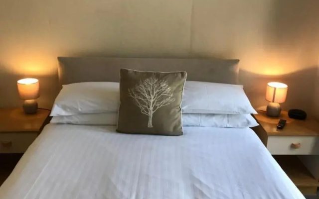 The Crown Hotel
