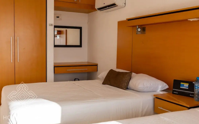 1 Bedroom with Double View