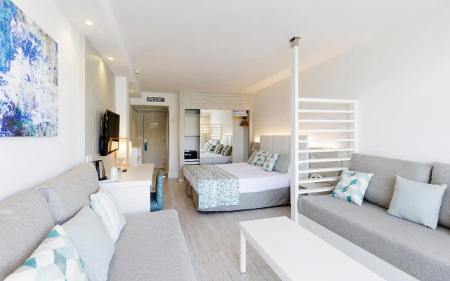 Alua Hawaii Mallorca & Suites