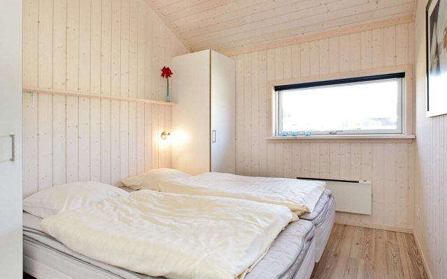 Scandinavian Coastal Escape With Sauna