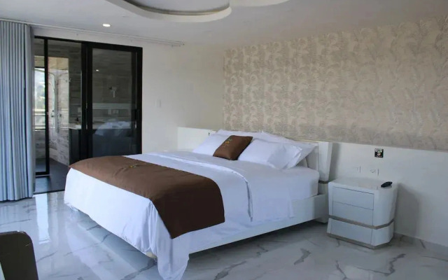 The Palms Hotel