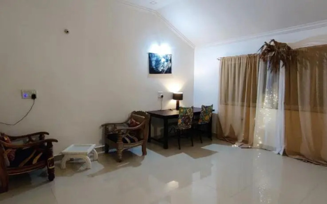 J-House, spacious apartments with balconies, Thalassa 1min away