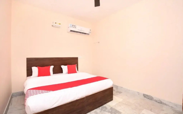 Rao Hut By OYO Rooms