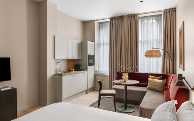 VCity Suites at Teachers