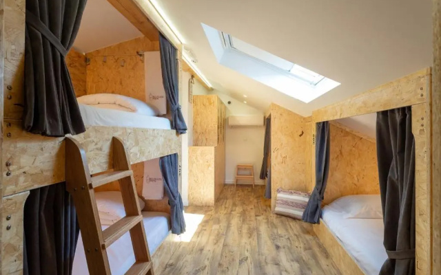 Hostel Bulwark