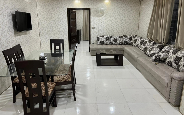 Janjua Lodges