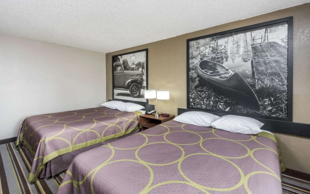 Super 8 Bloomington
