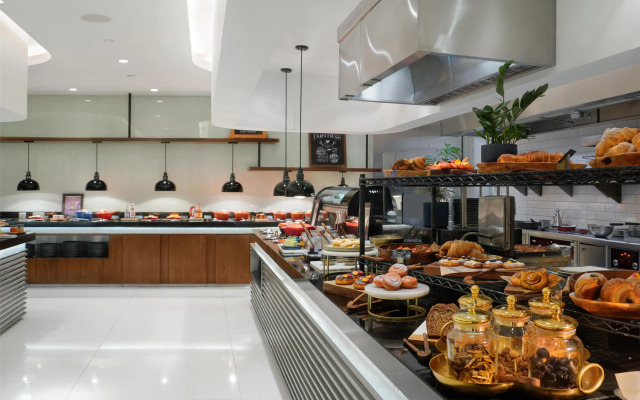 Radisson Blu Hotel, Kuwait