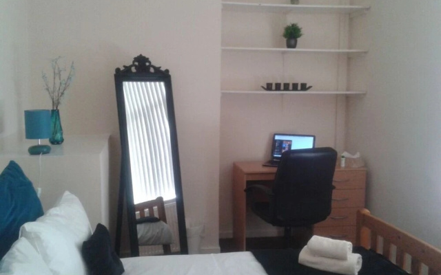 Excel Brunswick - Hostel