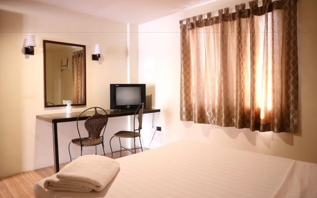 Casa Palmera Tourist Inn