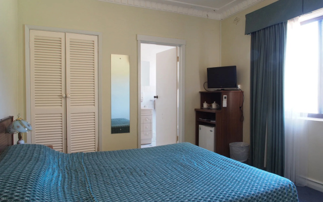 Normandie Motel and Function Centre