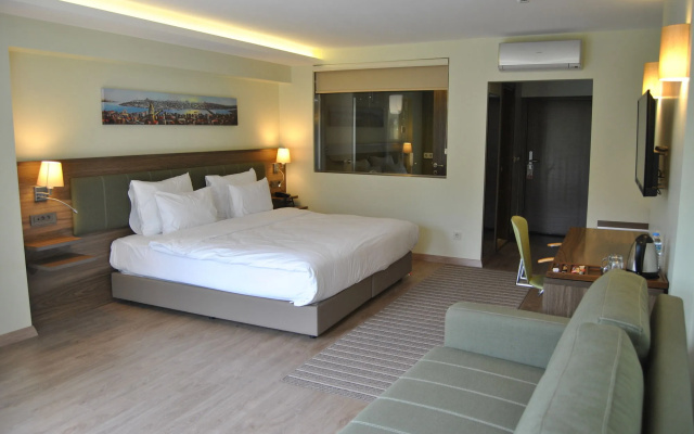 Numi Hotel