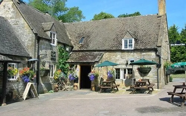 The Plough Inn