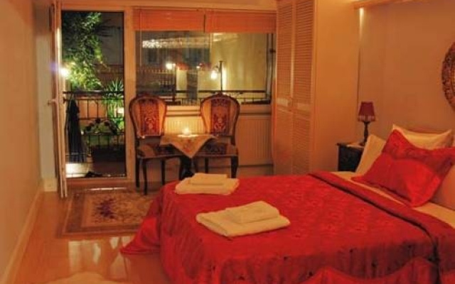 Orucu Palace