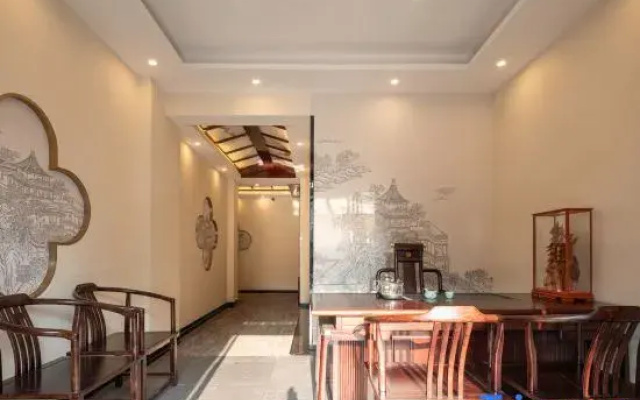 Wang Family No. 8 Courtyard Homestay (Wang Family Courtyard Ticket Office)