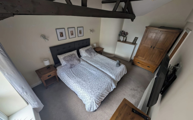 Hocking Cottage