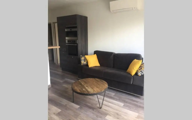 Suite Spacieuse Avec Acces Piscine