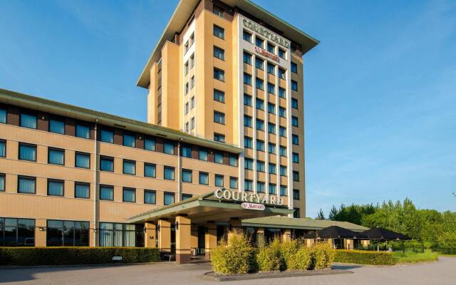 Отель Courtyard by Marriott Amsterdam Airport Нидерланды, Хофддорп - отзывы, цены и фото номеров - забронировать отель Courtyard by Marriott Amsterdam Airport онлайн вид на фасад