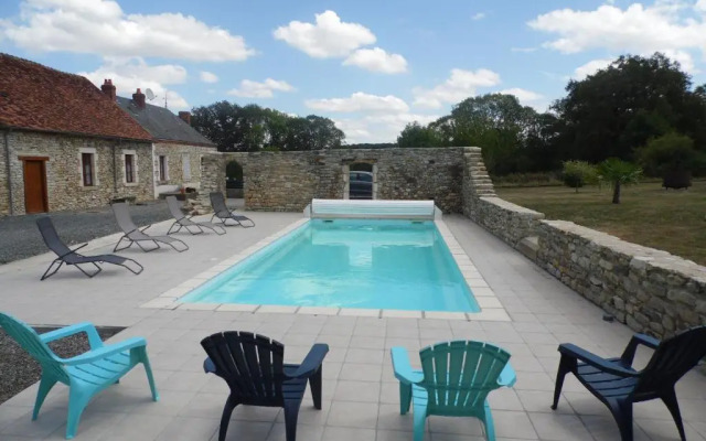 Charmant Gite En Brenne Avec Jardin, Piscine Partagee Et Proximite Sentiers de Randonnee - Fr-1-591-99