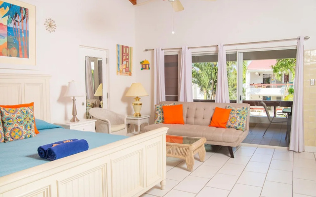 Romantic Antigua Getaway – Oceanfront Condo with Resort Amenities