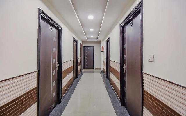 Capital O 77770 Hotel Grand Continental