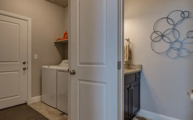 Desert Edge 3 Bedroom Townhouse by RedAwning