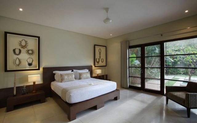 Nyaman Villas