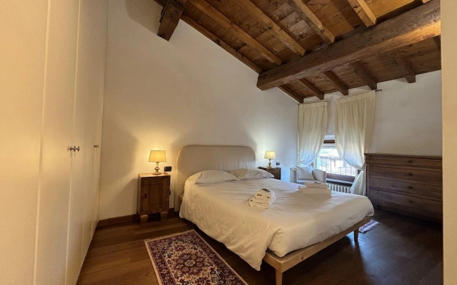 Piazza Erbe Lodge