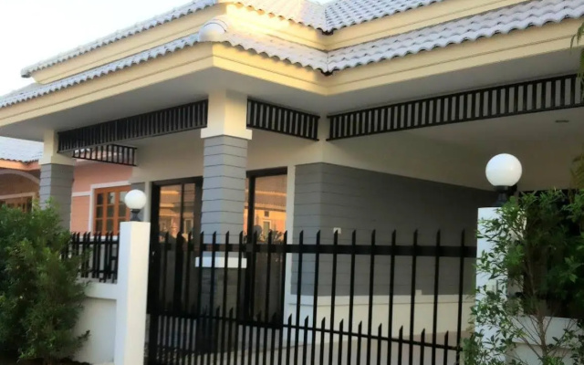 Hua Hin Paradise Villa 410