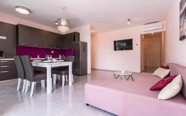 Marina - 60 Meters to the Beach - A1