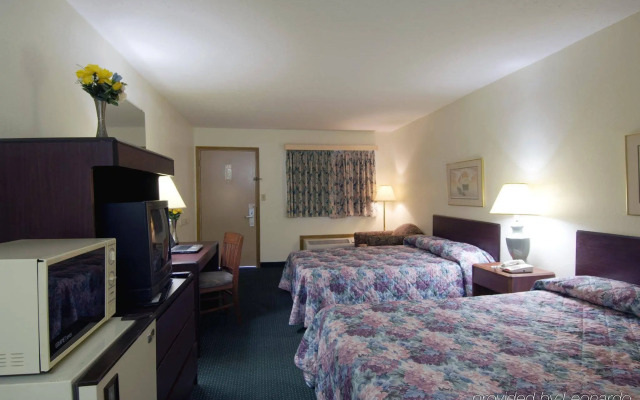 Americas Best Value Inn-Columbus/North