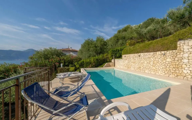 Garda Lake, Free Park, Big Swimming Pool (Adults Only)
