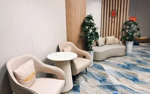 Yanhe Yunqi Business Hotel