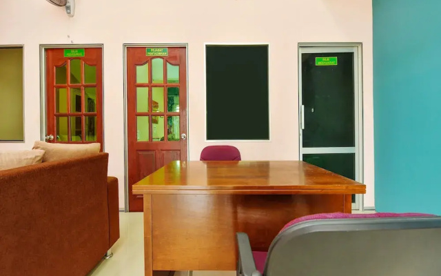 SPOT ON 90163 Kpfb Roomstay 2 - Hostel