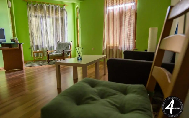 4 Rooms