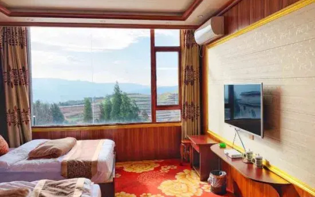 Red Clay People's Hotel