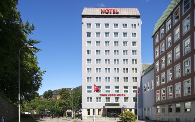 Отель Thon Hotel Orion Норвегия, Берген - отзывы, цены и фото номеров - забронировать отель Thon Hotel Orion онлайн вид на фасад