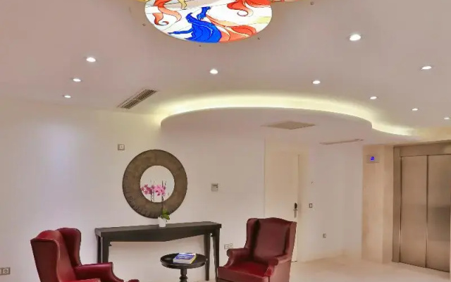 Arnna Hotel