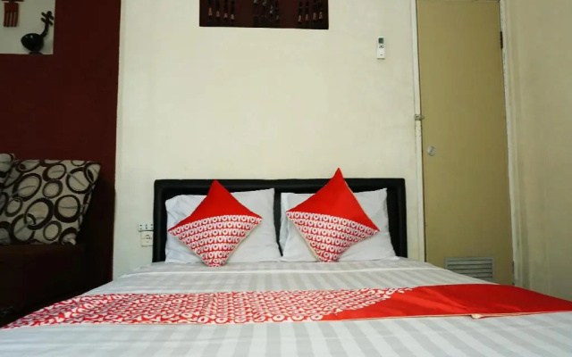 OYO 2860 The Castury Homestay Syariah