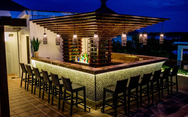 Thurizza Hotel