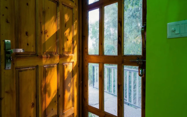 OYO 14055 Home Exotic 1BHK Barlowganj