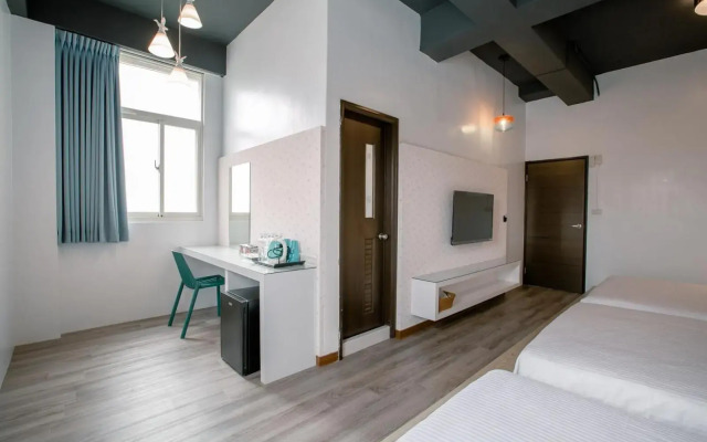 Starrywhale hostel