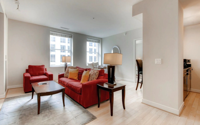 Global Luxury Suites at The White House