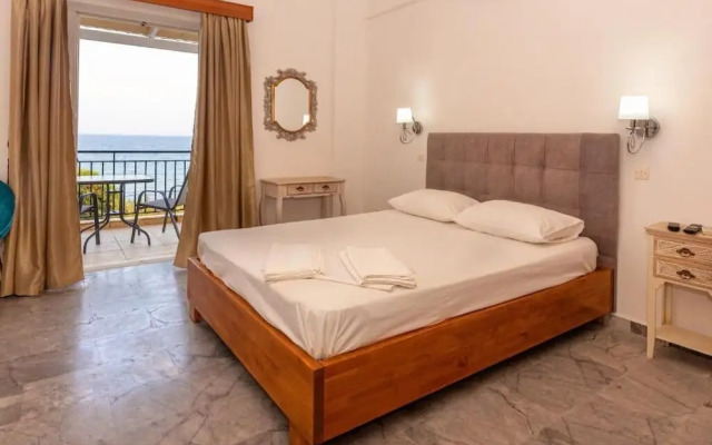 Seaheaven House B4 - Beachfront Nest Memi Koroni