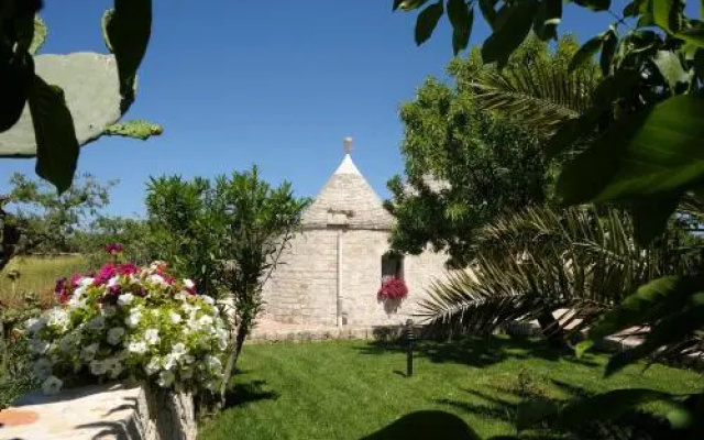 Trullo del Mandorlo