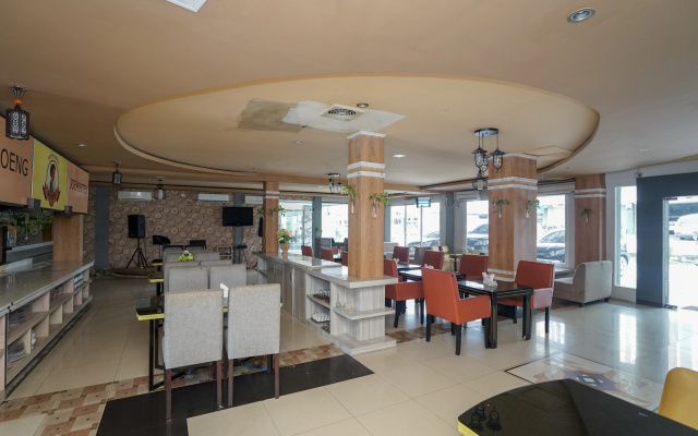 Collection O 736 Hotel Best Skip