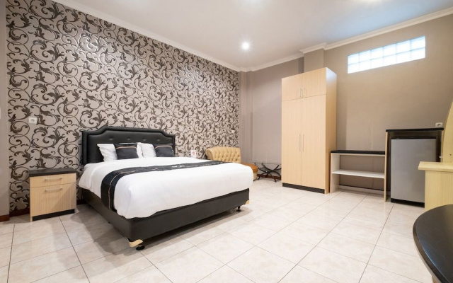 OYO 2469 Sutomo Homestay