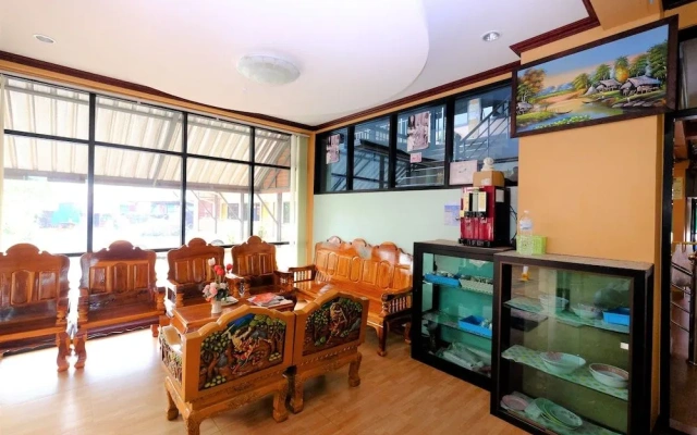 Kanjana Hotel