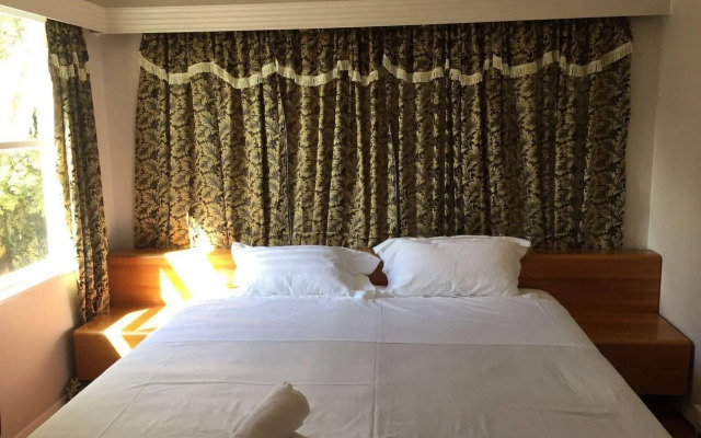 Abella Court Motel